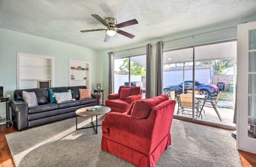 Bellevue Terrace Casa | Centrally Located Home - 7 Miles to Siesta Key!