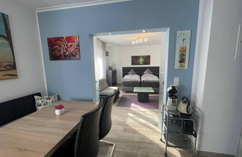 Leverkusen Condominio | Centrally located in Leverkusen, modern furnished chic city apartment with service