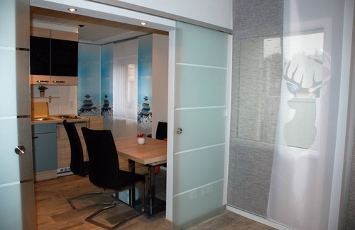 Leverkusen Condominio | Centrally located in Leverkusen, modern furnished chic city apartment with service