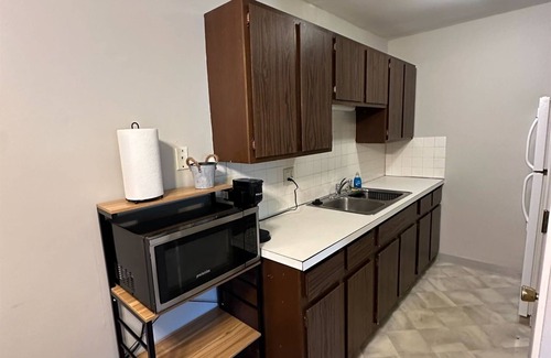Bloomington Apartamento | Centrally located Large one bedroom
