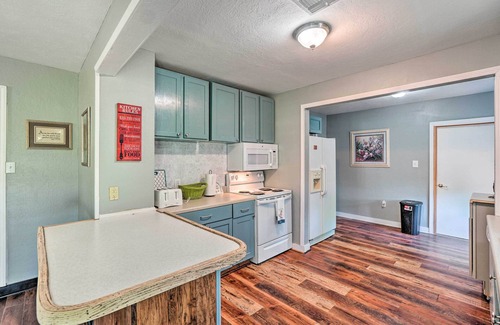 Lawton Casa | Centrally Located Lawton Home: Dogs Welcome!