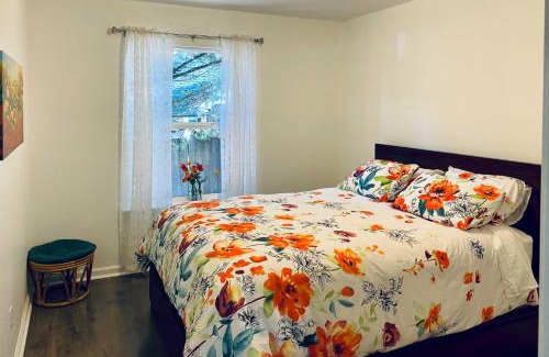 Mount Shasta Casa | Centrally Located Mt Shasta Home with Deck!