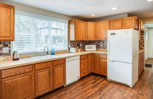 Downtown Rochester Casa | Centric Ranch in South ave by Downtown UofR Airport