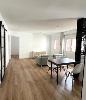 Los Corrales de Buelna Apartamento | Centro de Cantabria