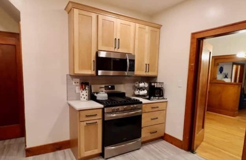 Quincy Casa | Century Old Craftsman Brick House