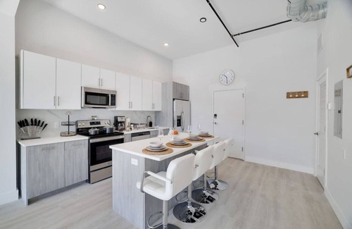 Allentown Apartamento | CEO Suite - Atown’s Finest