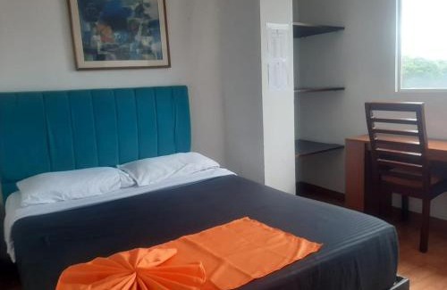 Bogota Hotel | Cerca Simon Bolivar estereo Picnic, movistar arena ,teusaquillo Informacion trescientosdoscuatrosieteseiscerocuatroveintisiete