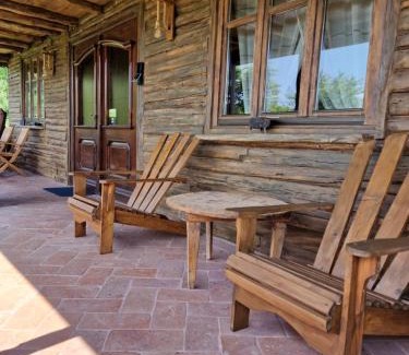 Vaideeni Casa | Cerdacul din Livada - Căsuța din Livadă