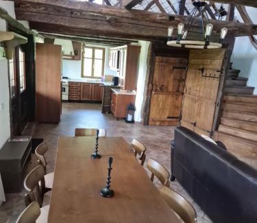 Vaideeni Casa | Cerdacul din Livada - Căsuța din Livadă