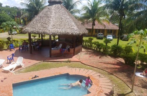 Villa Tunari Cabina | Cesar's Tropical Hotel