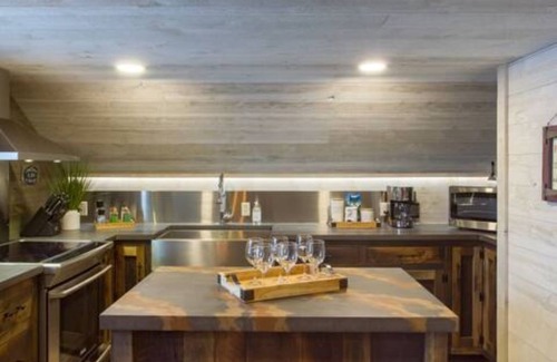 Homerville Cabina | CF Ranch & Cattle Co.- Lodge and CrossFit Gym