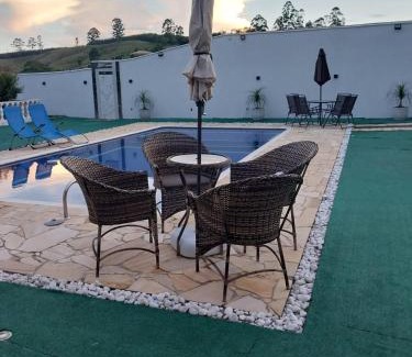 Igarata Casa | Chácara Sonia & Mineiro