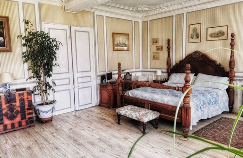 Brinon-sur-Sauldre Otro | Château Chandler 17th century 4* rentals
