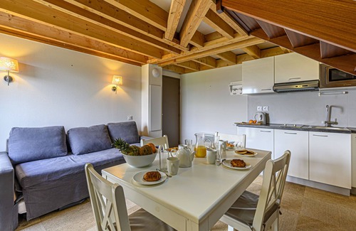 Baden Apartamento | Château De Kergonano by Interhome