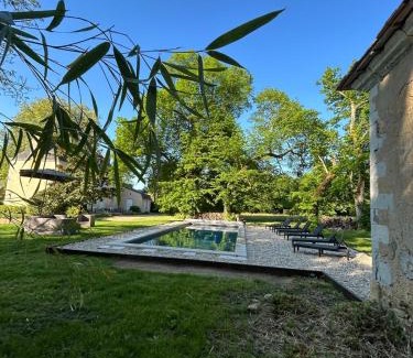 Bazouges-sur-le-Loir Casa | Château de Marigné - Gîte de charme- 15 pl