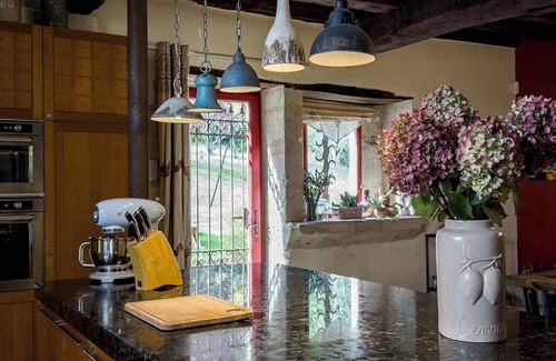 Leguillac-de-l'Auche Otro | Château le But et sa Guest House. Proche de Périgueux au Cœur du Périgord