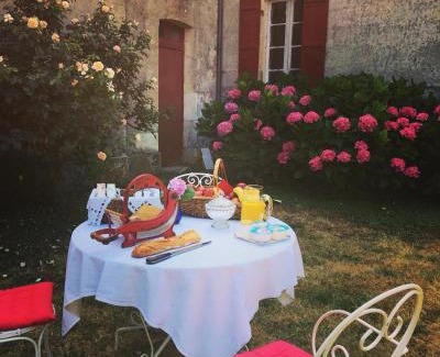 Pessac-sur-Dordogne Cama Y Desayuno | Château Le Méjean