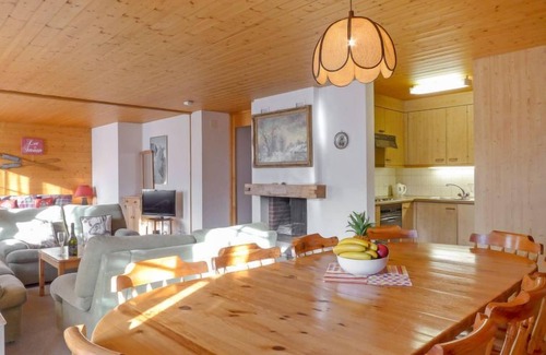 Wengen Apartamento | Chäs Gruebi Apt.S by Interhome