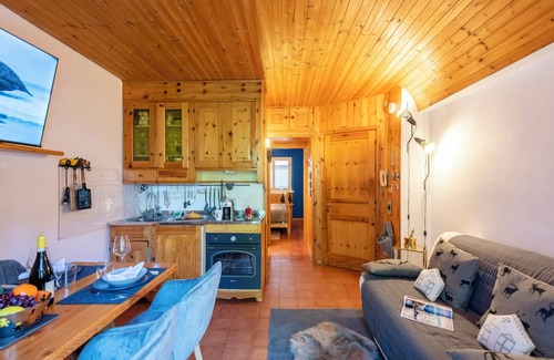 Claviere Apartamento | Chaberton Romantic Retreat Ski In Ski Out, Claviere, Italy