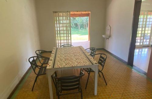Uberaba Casa | Chácara Pera Doce - surrounded by green area