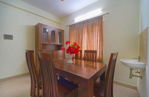 Saravanampatty Hotel | Chakraa Hotels Saravanampatti