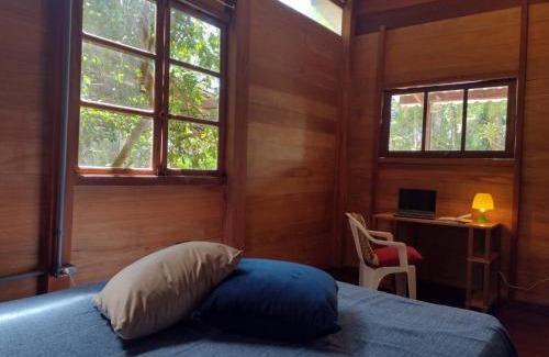 Ubatumirim Apartamento | Chalé aconchegante a 50m da Praia - Ubatumirim