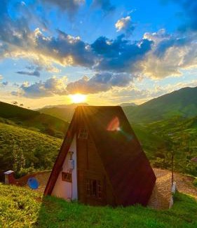 Delfim Moreira Chalet De Esquí | Chalé Cachoeira do Túnel- Linda vista da Serra da Mantiqueira