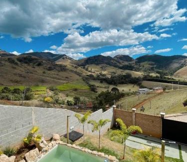 Paraisopolis Chalet De Esquí | Chalé Canto dos Pássaros MG
