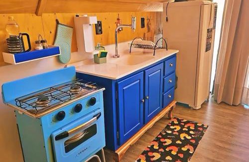 Campo Alegre Chalet De Esquí | Chalé com banheira de hidromassagem e lareira l Chalé Azul