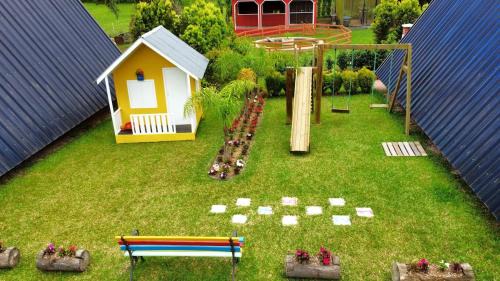 Campo Alegre Chalet De Esquí | Chalé com hidro e lareira l Chalé Vermelho