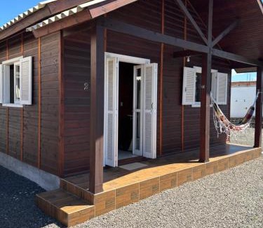 Passo de Torres Casa | Chalé de 1 quarto, com estacionamento, a 5 min da praia!
