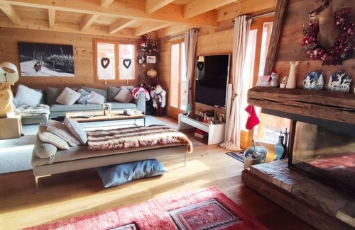 Isola Chalet De Esquí | Chalet, 100m from ski slopes, 2nd floor, view panoramic/ski slopes/mountain, terrace