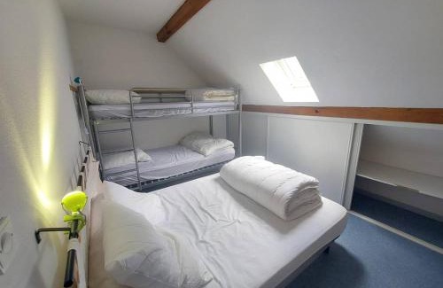 Cauterets Apartamento | Chalet 2 chambres à Cauterets avec parking - FR-1-812-56