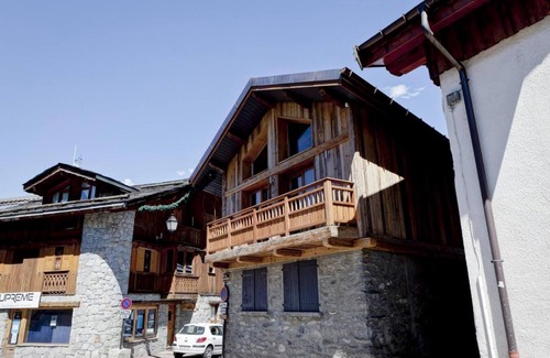 Le Praz Chalet De Esquí | Chalet, a 200m de las pistas de esquí, balcón, chimenea o estufa a leña, tv, 150m², Courchevel