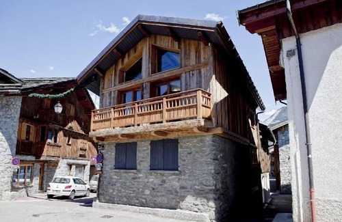 Le Praz Chalet De Esquí | Chalet, a 200m de las pistas de esquí, balcón, chimenea o estufa a leña, tv, 150m², Courchevel