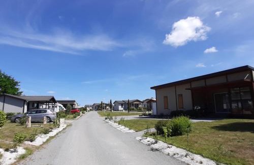 Marzan Chalet De Esquí | Chalet 3 chambres avec piscine chauffée, proche Golfe du Morbihan, idéal pour familles! - FR-1-783-5
