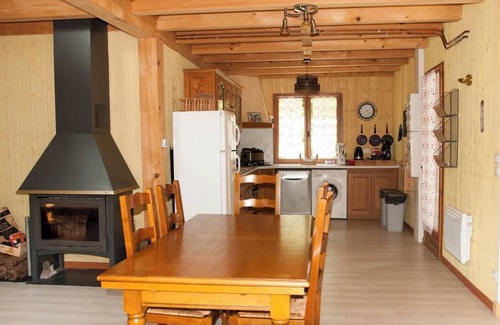 Boisset Chalet De Esquí | Chalet 30min D'aurillac, Piscine, Jacuzzi, 5 ch, 12 Couchages