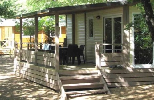 Monceaux-sur-Dordogne Chalet De Esquí | Chalet 4 étoiles - Piscine - ef0c00