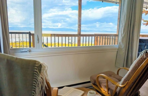 Cap-Saint-Ignace Casa | Chalet 691 Waterfront | Spa | Fireplace | WiFi |AC