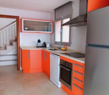 Reus Casa | Chalet amplio con Jardín y zona barbacoa.