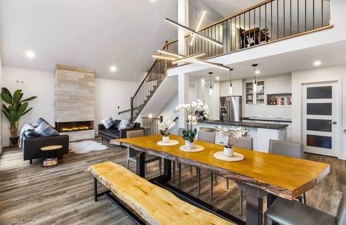 Sainte-Beatrix Chalet De Esquí | Chalet Artemis & Spa Waterfront