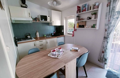 Champs-Romain Chalet De Esquí | Chalet at camping Le Verdoyer**** Dordogne France 4 pers./2 bedrooms