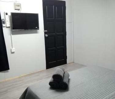 Kampung Telong Chalet De Esquí | Chalet Barokah Seaview