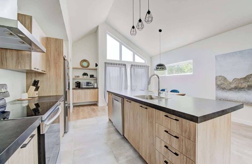 Pont-Rouge Casa | Chalet Beaulieu | Spa | Piscine | Sauna | Billard