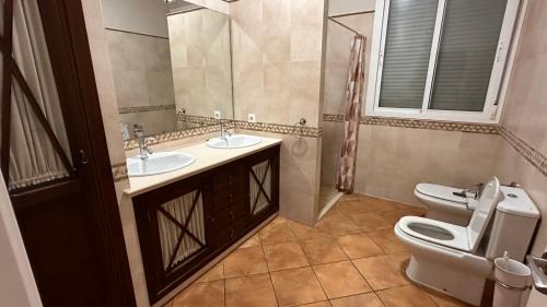 Morón de la Frontera Casa | Chalet Californiano con Piscina