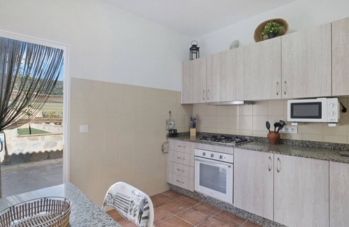 Ronda Chalet De Esquí | Chalet 'Casa Pilar' con vistas a la montaña, piscina privada y Wi-Fi