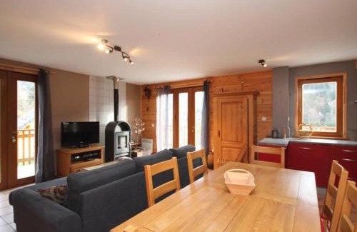 Mont-Dore Chalet De Esquí | Chalet confortable 3 étoiles avec terrasse au Mont-Dore - 6 pers., 2 chambres, WIFI - FR-1-608-10