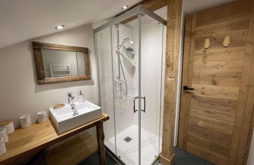 Beaufort Chalet De Esquí | Chalet contemporain 8 pers, 4 chambres, vue sur montagnes, parking, près village - FR-1-342-243