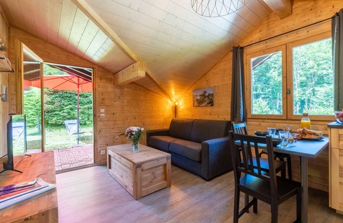 Les Clefs Apartamento | Lachat-Apartamento-Lujoso-Baño privado con bañera-Vista a la Montana