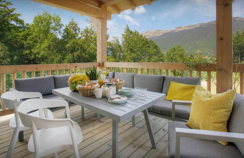 Saint-Jean-de-Sixt Chalet De Esquí | Chalet Elomaz for 14 (13 adults max) La Clusaz, indoor pool - OVO Network